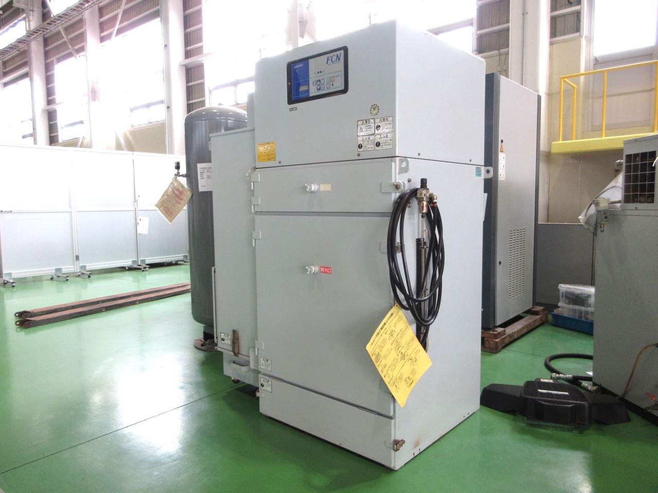 FCN-60正面右から