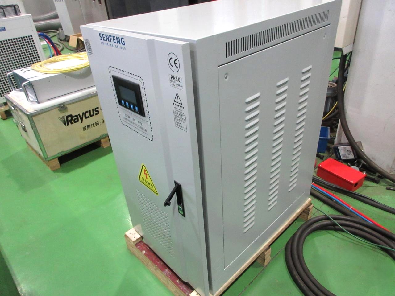 SF6035GTの電圧安定器