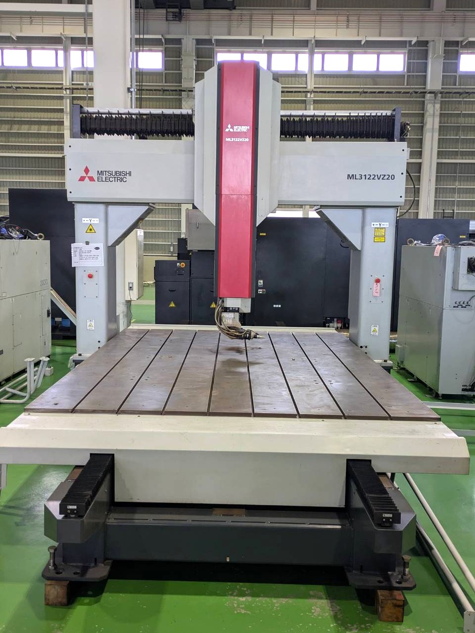 ML3122VZ20-20CF3の本体正面