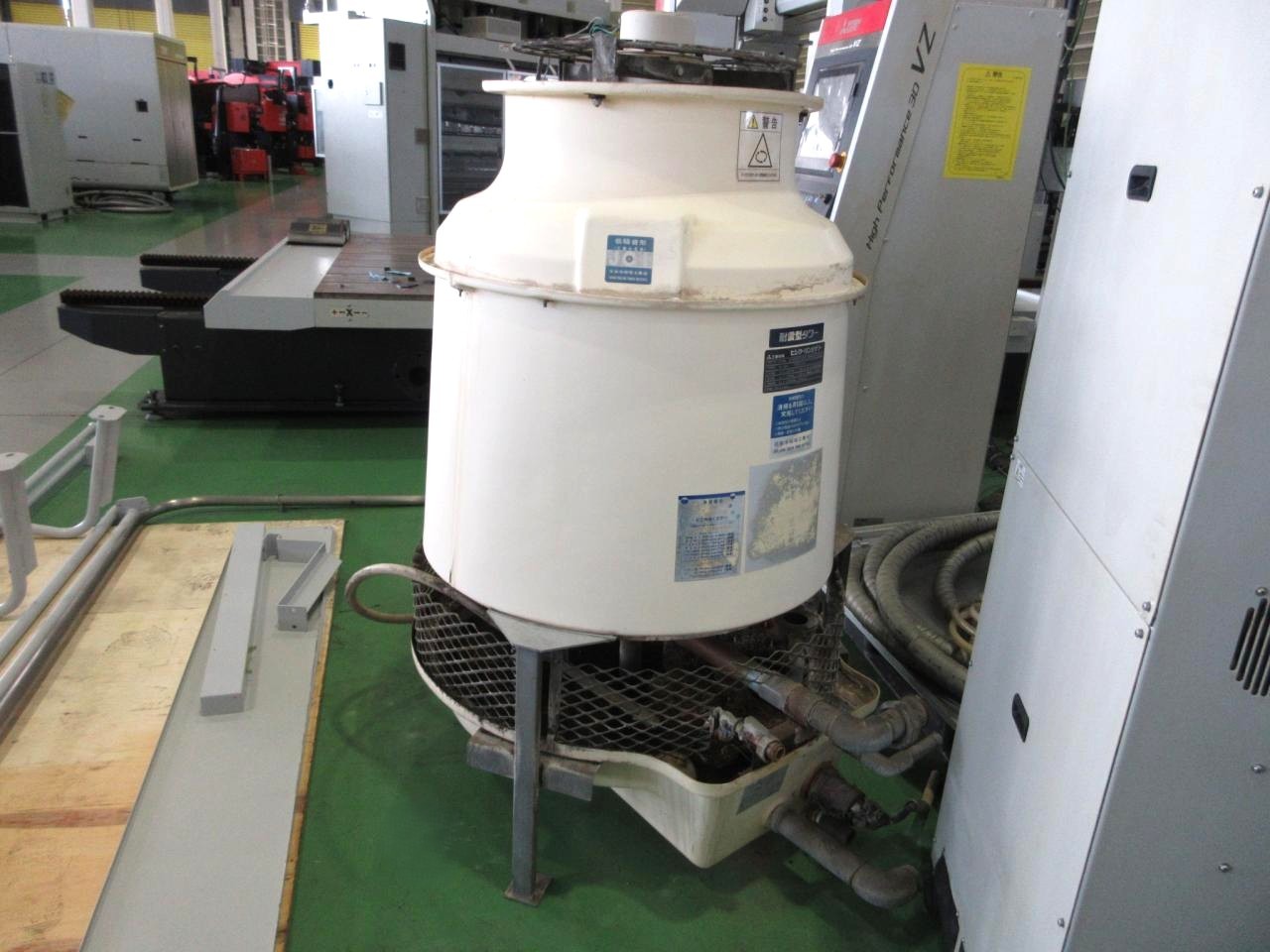 ML3122VZ10-20CF3のクーリングタワー