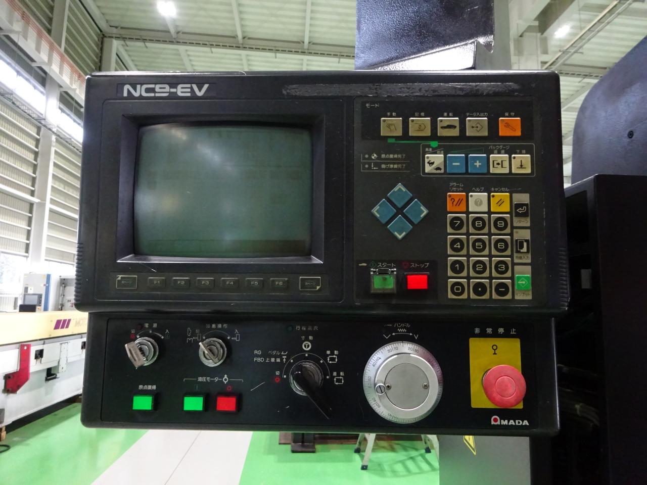 RG-100LのNC操作盤