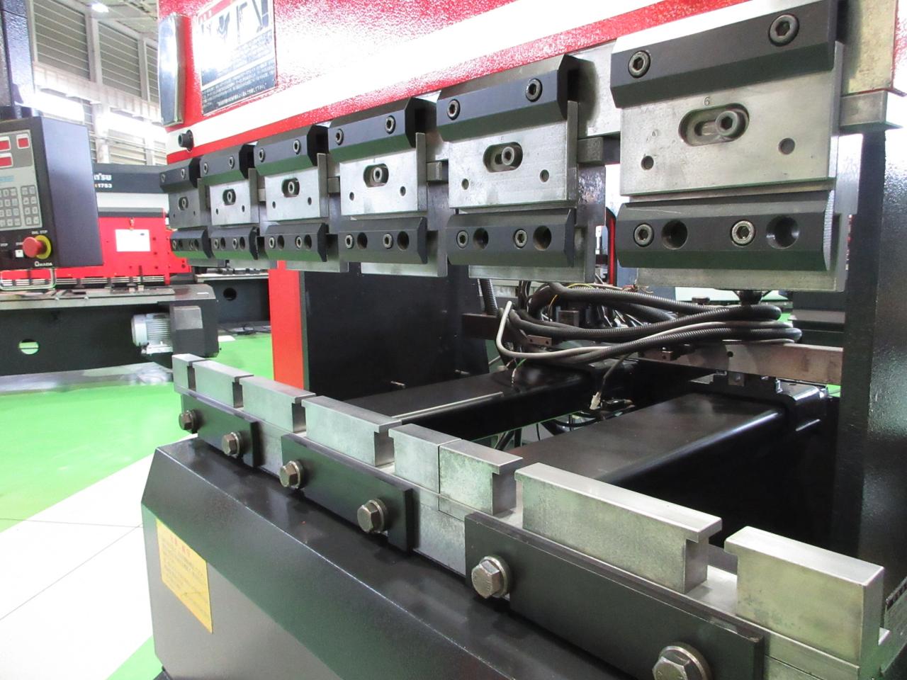 RFB-3512の中間板・ダイホルダー