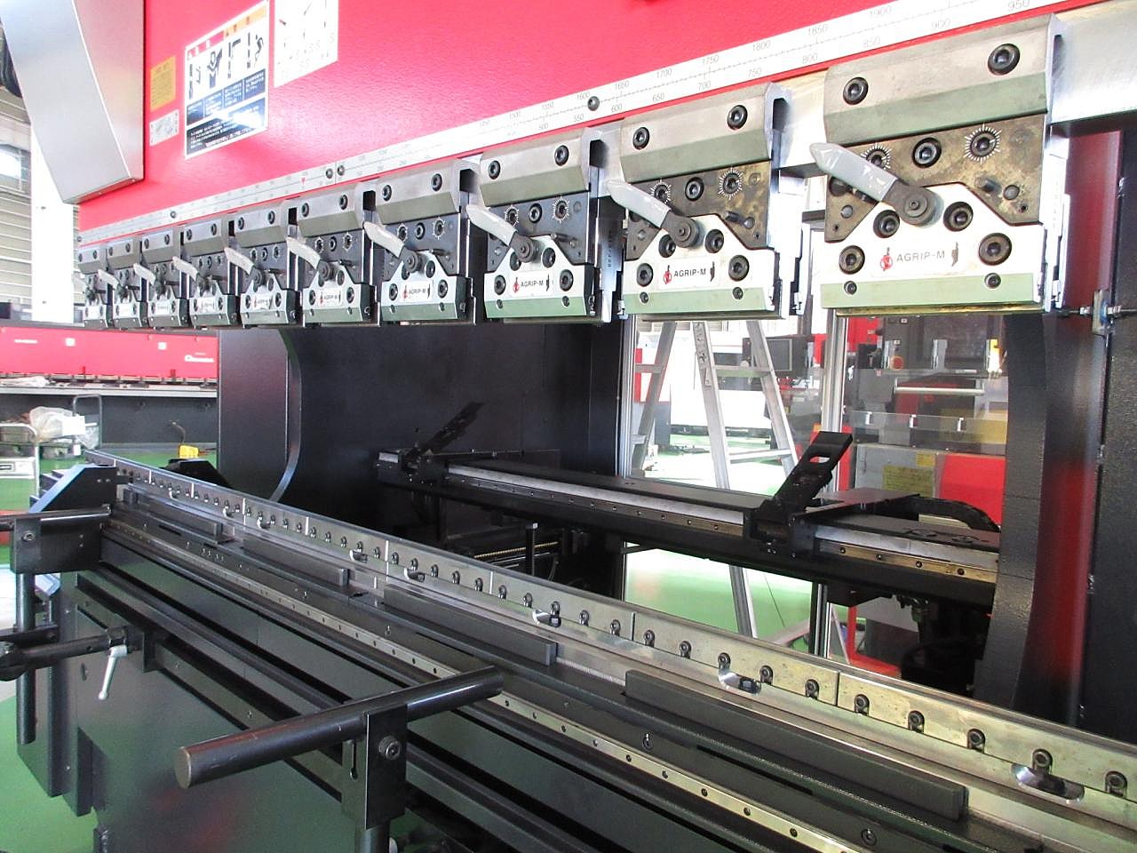 HD-5020NTの中間板・ダイホルダー・突き当て