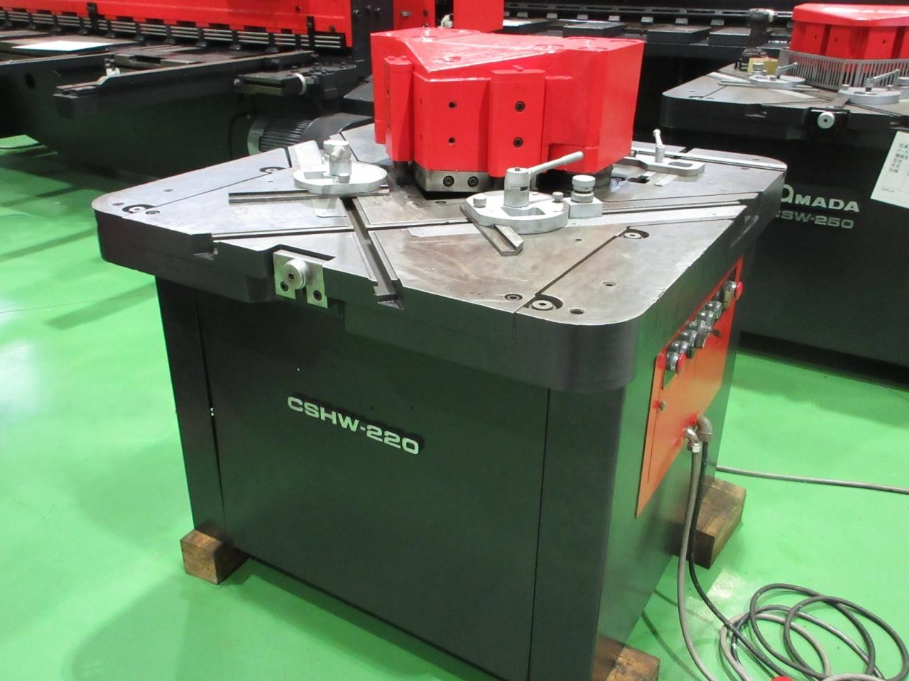 CSHW-220正面右から