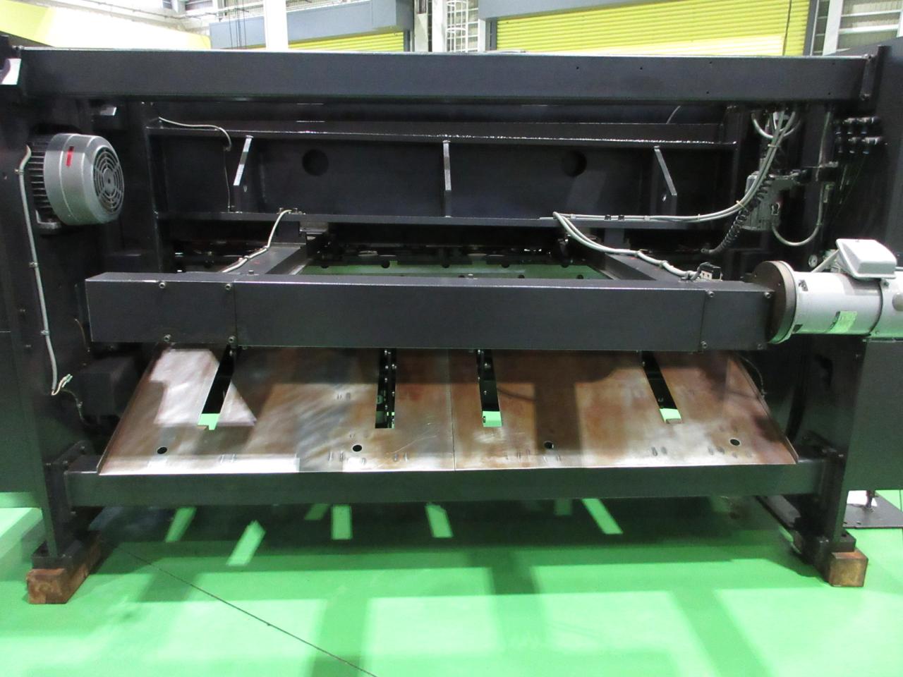 DCT-2045の背面