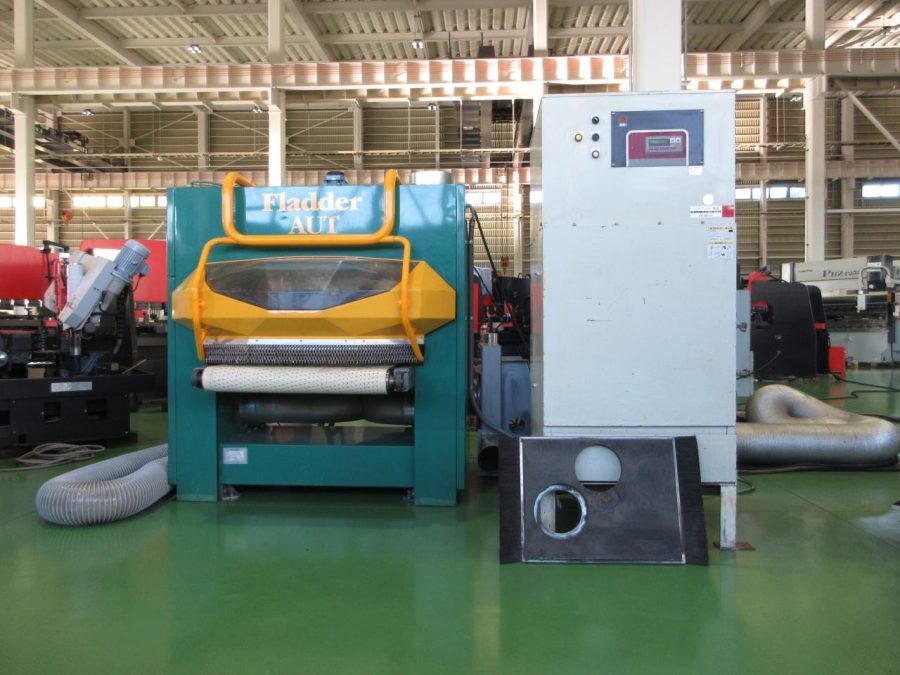 AUT-1000VAC全体正面