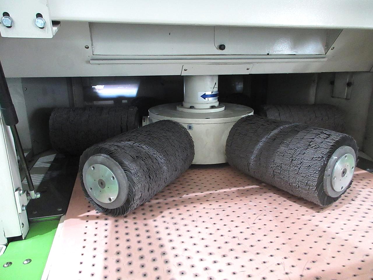 AuDeBu1002MPFの研磨ブラシ