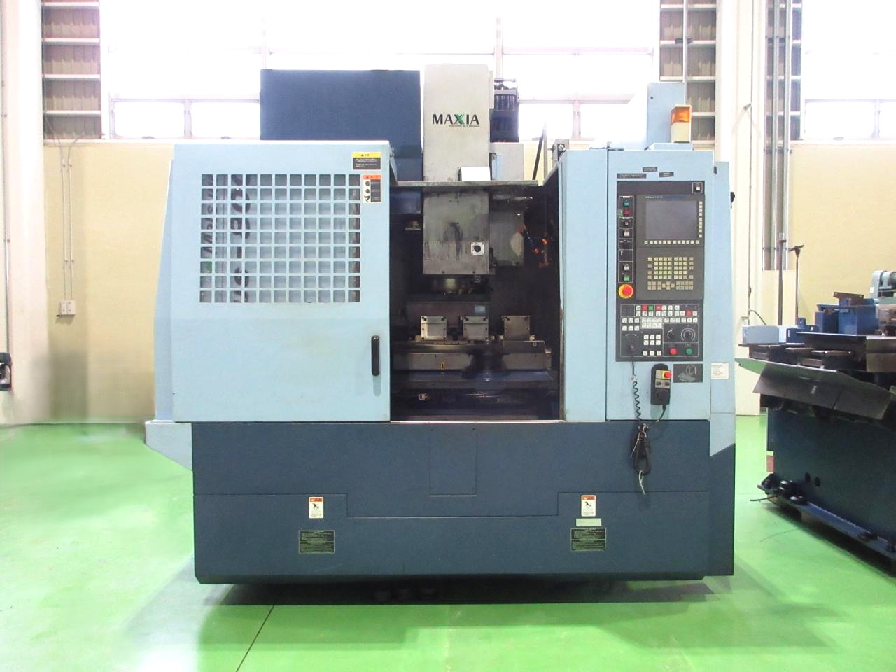 R.PLUS-800正面
