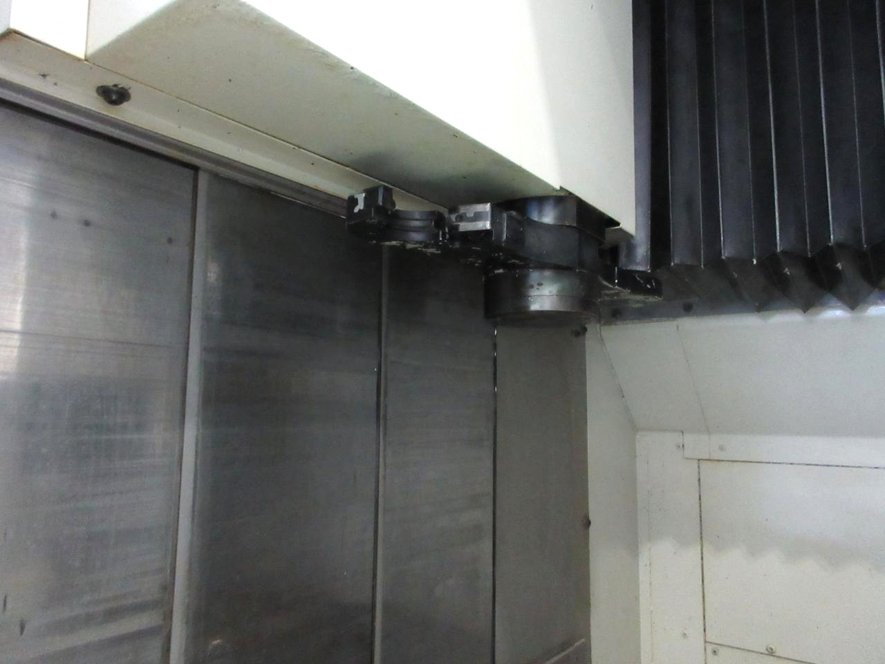 MD-46VAの内部
