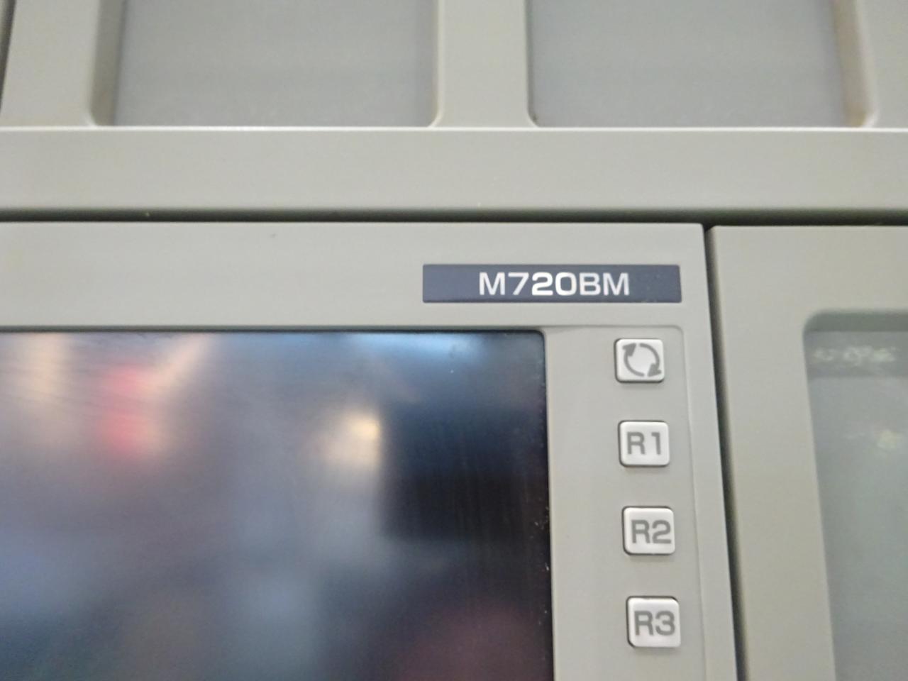 NL2500MC/1250のNC操作盤型式表示