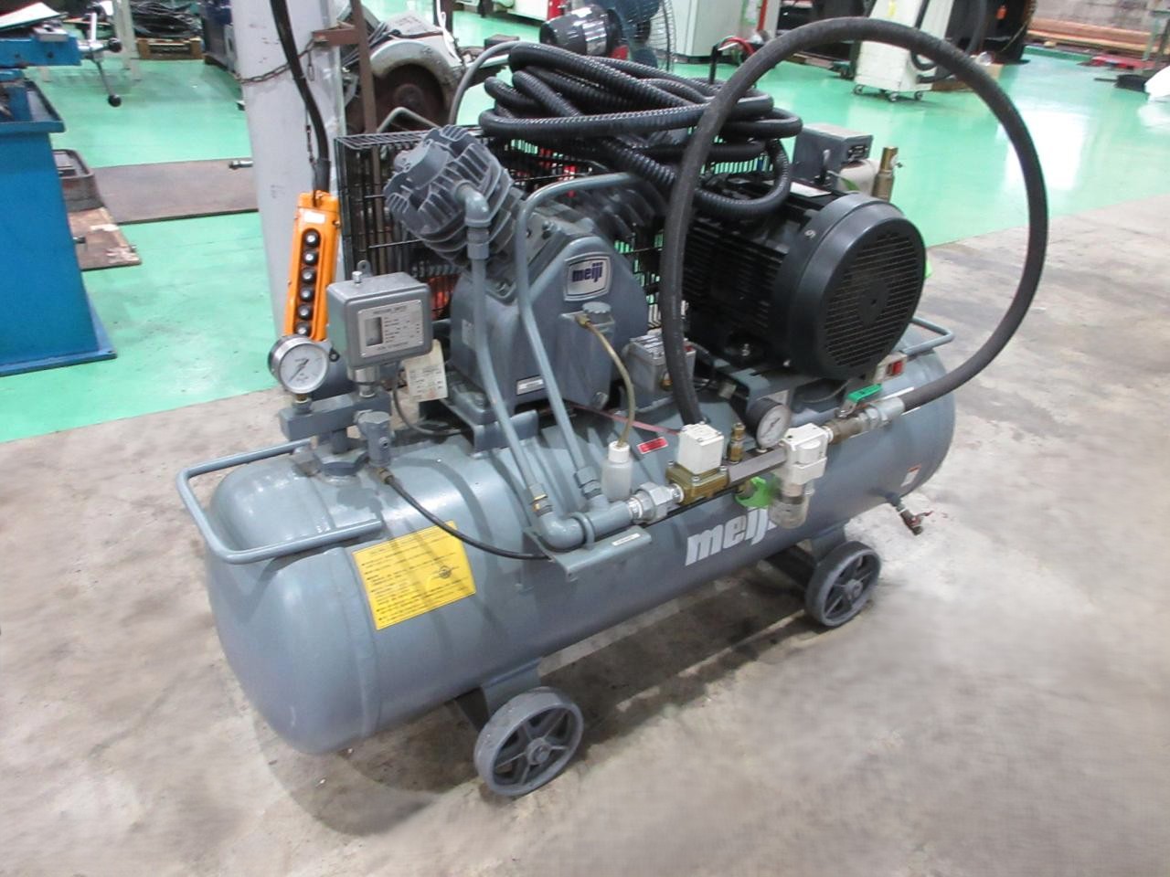 GBH5548A-382 6P本体正面左から