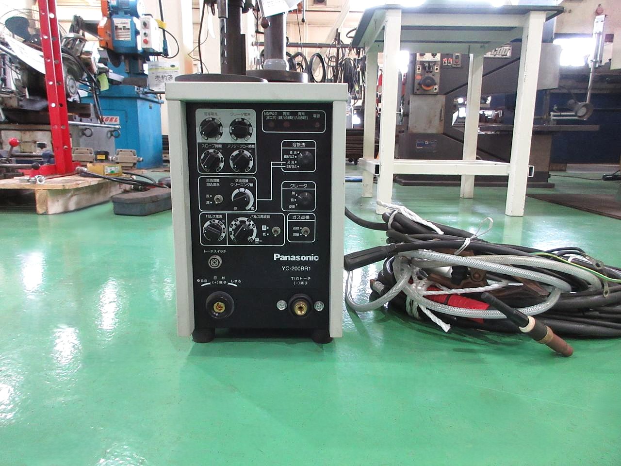 YC-200BR1全体正面