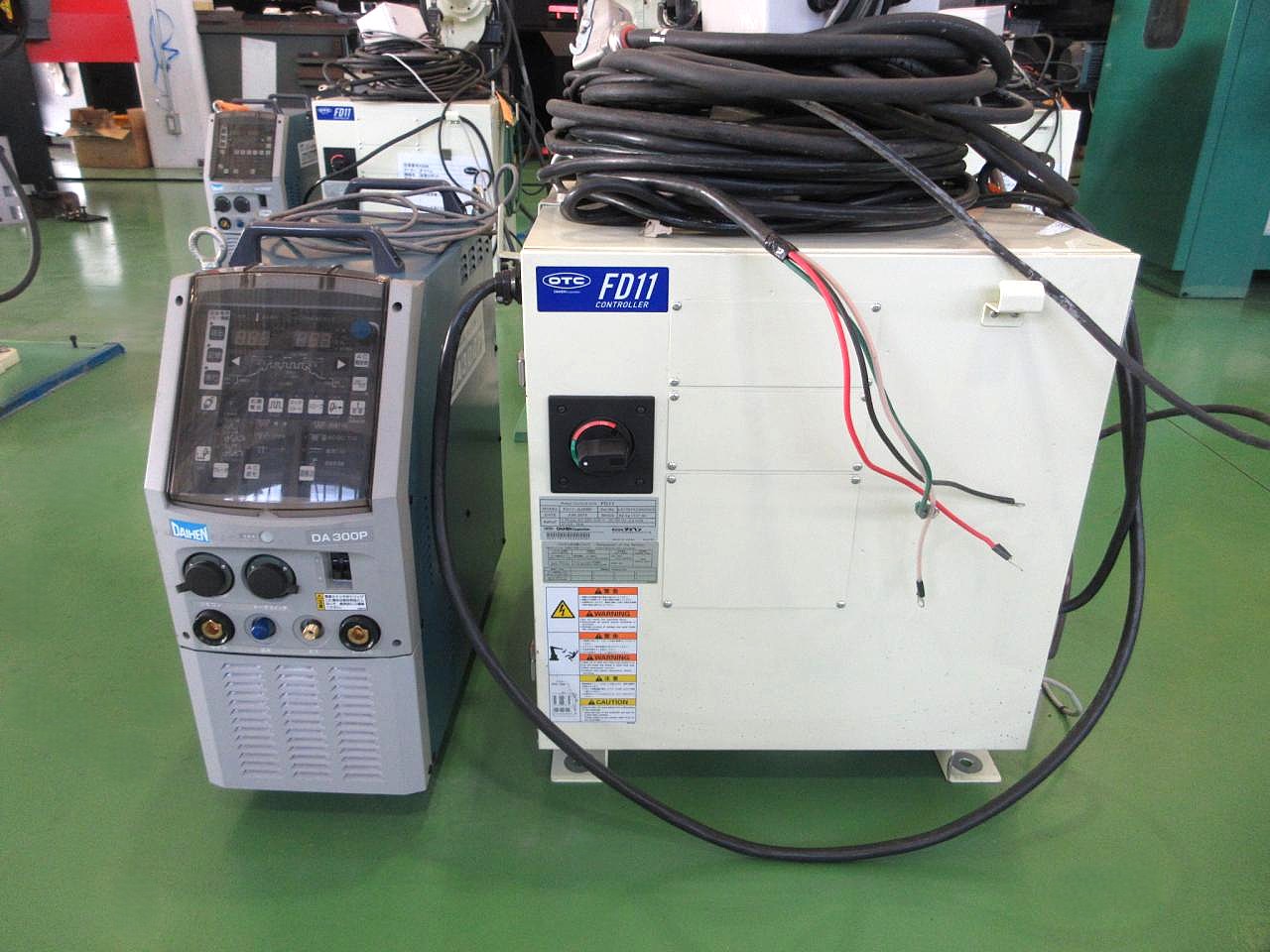 FD-V6Lの制御装置・溶接機