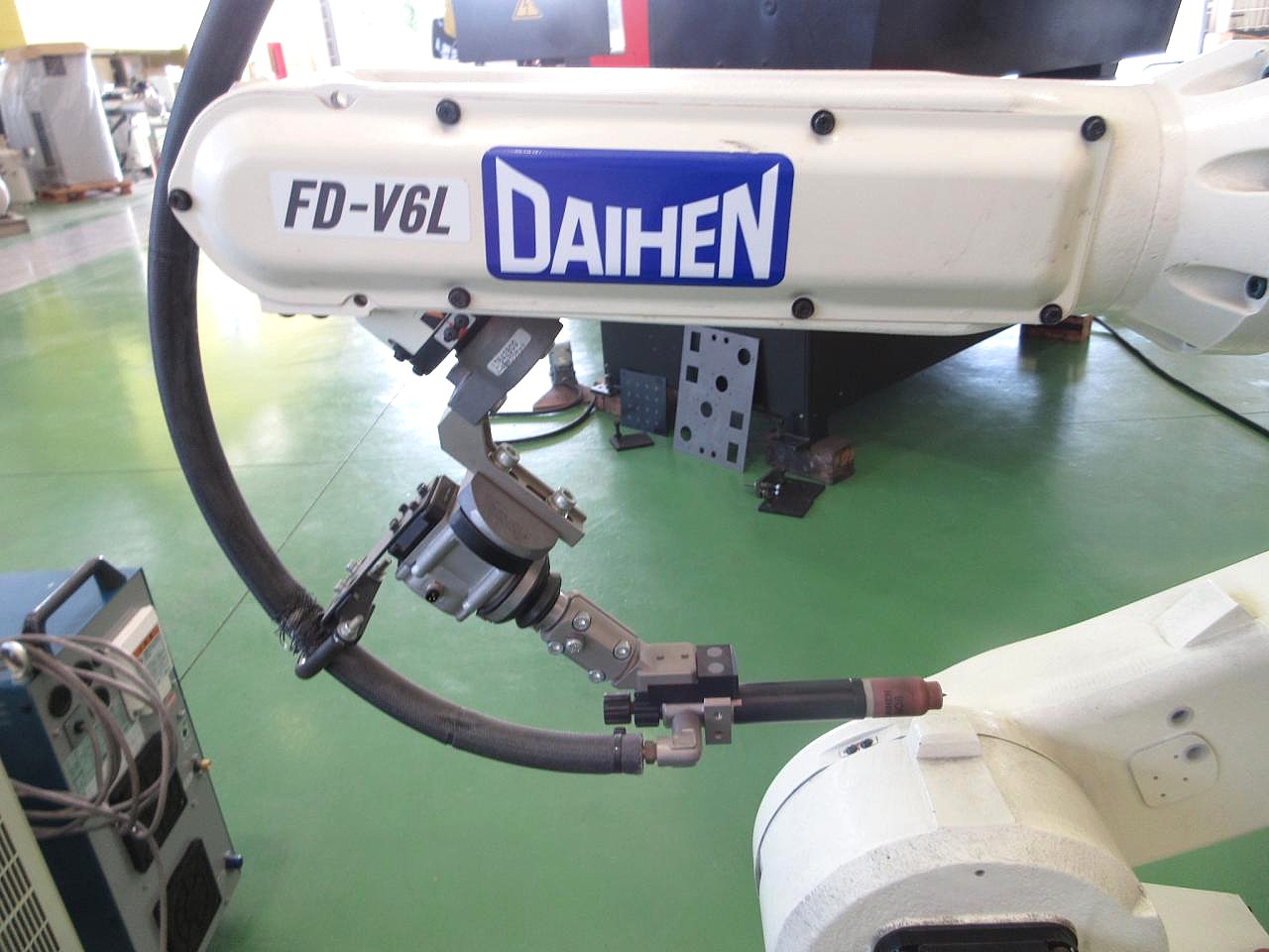 FD-V6Lのロボット型式表示・メーカー表示